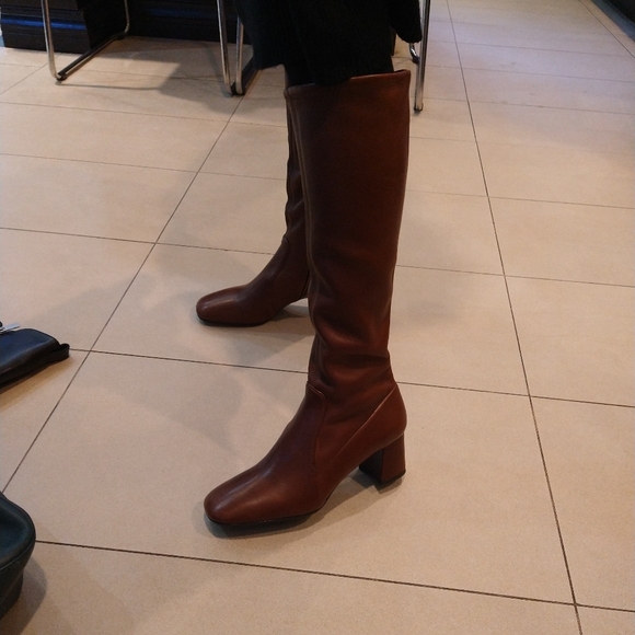Prada Brown stretch boots like new never worn - Picture 1 of 8